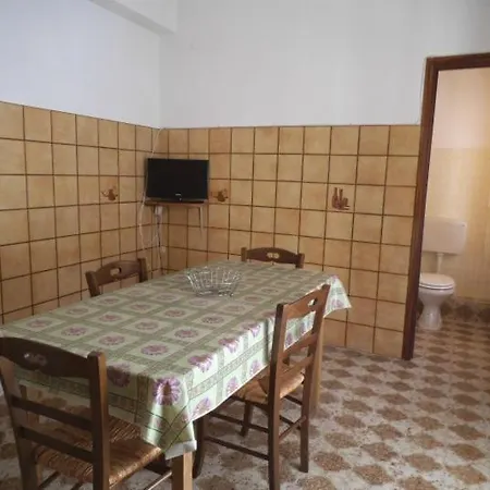 Casa Alle Spezie 1ps Climatizzata * カステッランマーレ・デル・ゴルフォ